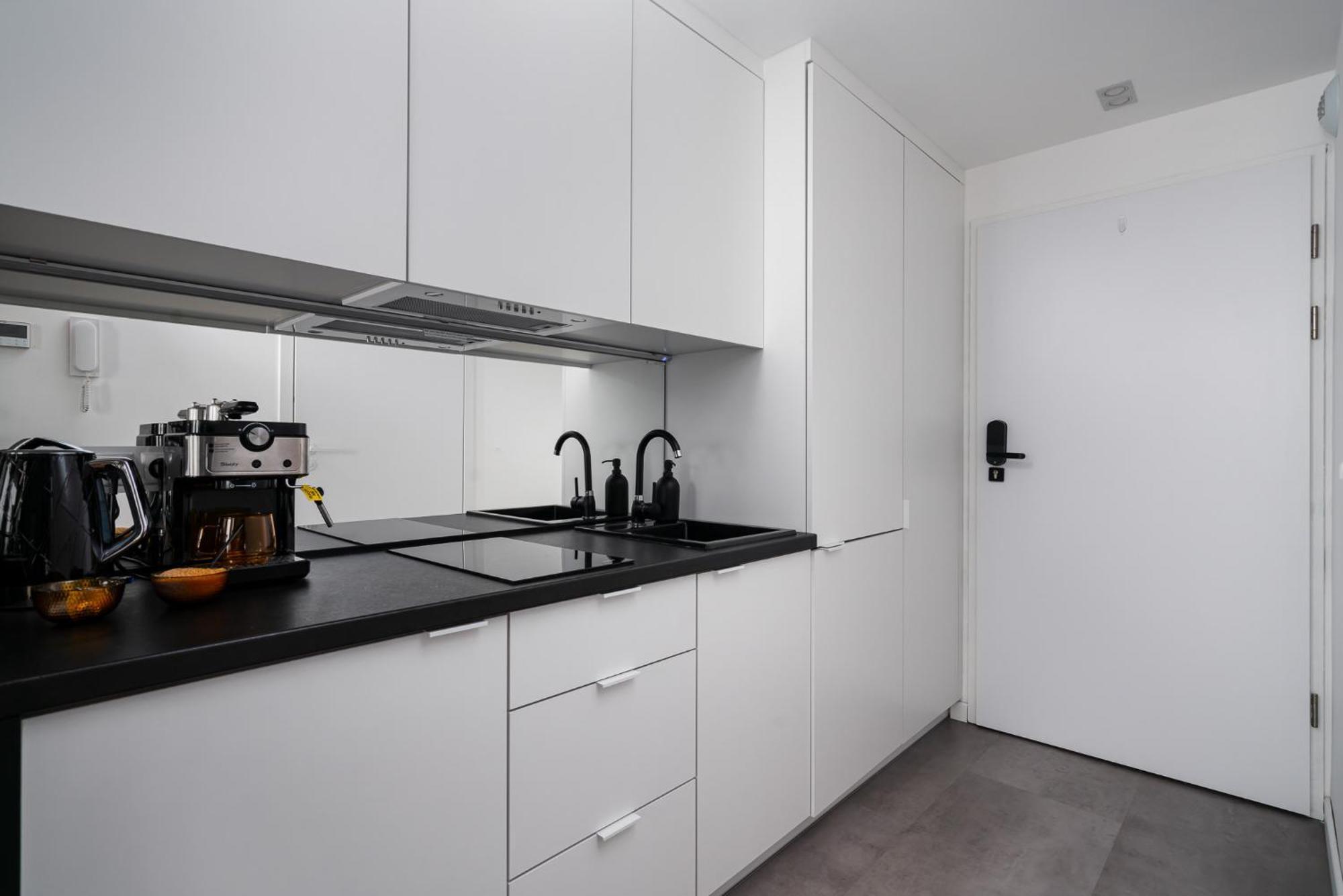 Apartments Wroc'Love By Me &301 Legnicka & Self Check-In 24H & Lift & Air Conditioning Wrocław Exteriör bild